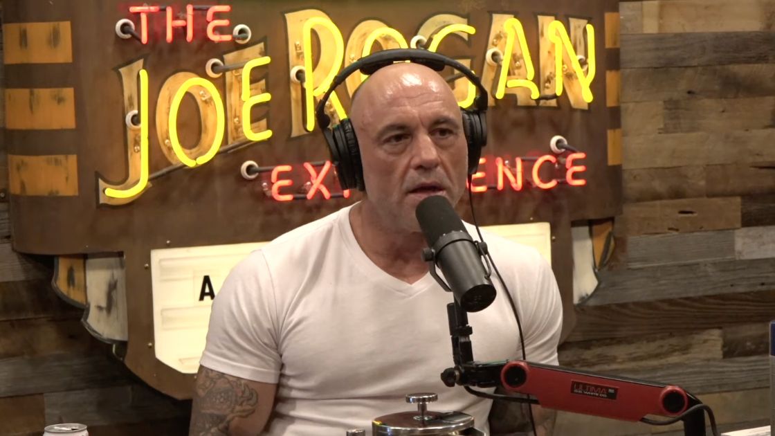 Joe Rogan Praises Stem Cell Therapy in Panama with Peter Berg